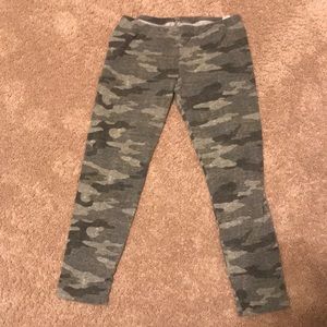 Sonoma Camo leggings